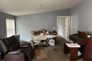 511 S Morgan St, Mason City, IL 62644 - Photo 2