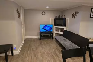 6540 N Sacramento Ave, Chicago, IL 60659 - Photo 10