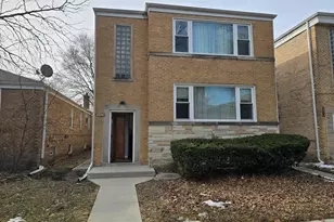6540 N Sacramento Ave, Chicago, IL 60659 - Photo 1