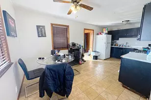 190 Sunshine Ln, Milan, IL 61264 - Photo 6