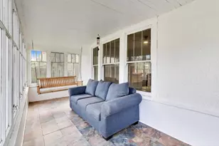 10100 S Parnell Ave, Chicago, IL 60628 - Photo 2