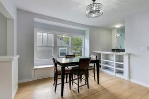 10100 S Parnell Ave, Chicago, IL 60628 - Photo 6