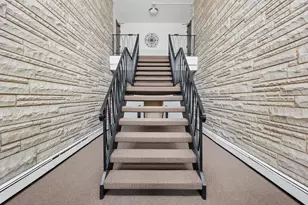 [Address not provided], Lombard, IL 60148 - Photo 4