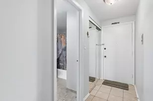 [Address not provided], Lombard, IL 60148 - Photo 22