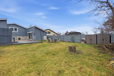 2221 Charmingfare Drive, Woodridge, IL 60517 - Photo 40