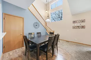 1110 Colonial Dr, Joliet, IL 60432 - Photo 16