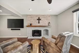 1205 Briergate Dr, Naperville, IL 60563 - Photo 14