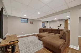 1205 Briergate Dr, Naperville, IL 60563 - Photo 36