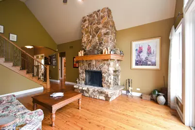 26010 W Airport Road, Minooka, IL 60447 - Photo 8