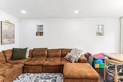 2735 N Mozart Avenue #1, Chicago, IL 60647 - Photo 8