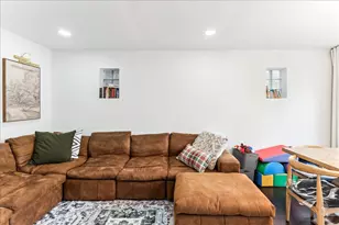 2735 N Mozart Ave, Chicago, IL 60647 - Photo 8