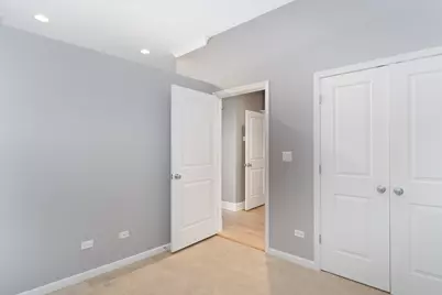 800 W Cornelia Avenue #209, Chicago, IL 60657 - Photo 14