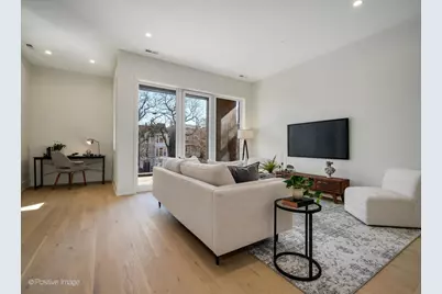 1910 N Kedzie Avenue #2F, Chicago, IL 60647 - Photo 2