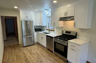 7042 Pershing Rd, Berwyn, IL 60402 - Photo 20
