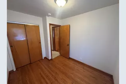 7042 Pershing Road, Berwyn, IL 60402 - Photo 8