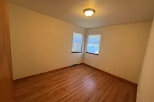 7042 Pershing Rd, Berwyn, IL 60402 - Photo 6