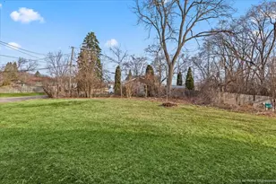 29W092 Pomeroy St, West Chicago, IL 60185 - Photo 24