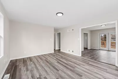 29W092 Pomeroy Street, West Chicago, IL 60185 - Photo 6