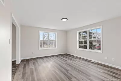 29W092 Pomeroy Street, West Chicago, IL 60185 - Photo 4