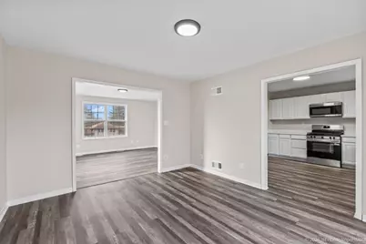 29W092 Pomeroy Street, West Chicago, IL 60185 - Photo 8