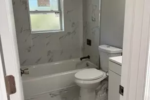 [Address not provided], Chicago, IL 60617 - Photo 4