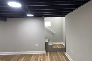 [Address not provided], Chicago, IL 60617 - Photo 18