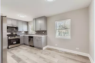 [Address not provided], Chicago, IL 60617 - Photo 2