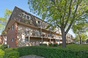 2508 Algonquin Rd, Rolling Meadows, IL 60008 - Photo 10