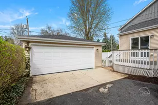 1331 N Main St, Naperville, IL 60563 - Photo 26