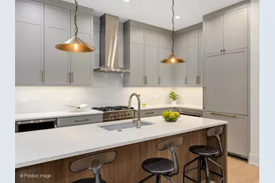 1910 N Kedzie Avenue #1F, Chicago, IL 60647 - Photo 4