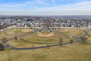 304 E Harvard Cir, South Elgin, IL 60177 - Photo 38