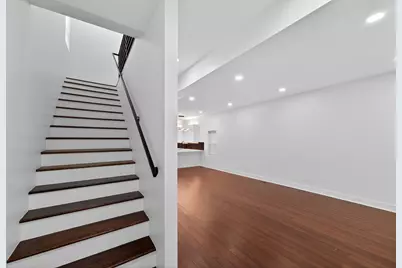 148 W 59th Street, Chicago, IL 60621 - Photo 2
