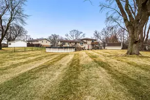 1413 Weyers Ct, Schaumburg, IL 60193 - Photo 34