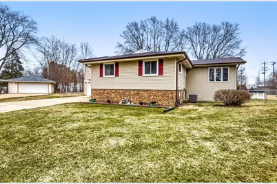 1413 Weyers Court, Schaumburg, IL 60193 - Photo 2