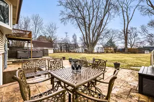 1413 Weyers Ct, Schaumburg, IL 60193 - Photo 32