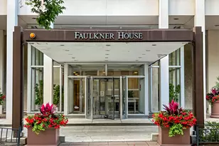 70 W Burton Pl, Chicago, IL 60610 - Photo 32