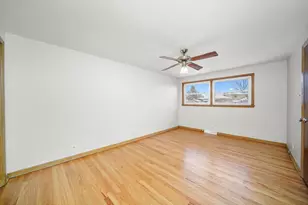 16049 Minerva Ave, South Holland, IL 60473 - Photo 18