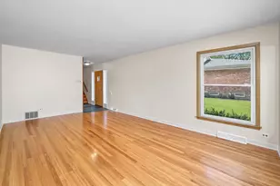 16049 Minerva Ave, South Holland, IL 60473 - Photo 6