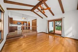 7 Douglas Dr, Sugar Grove, IL 60554 - Photo 12