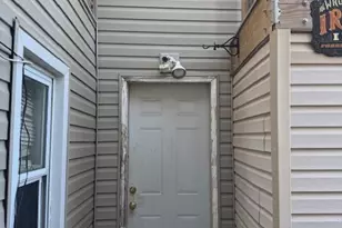 2823 S Troy St, Chicago, IL 60623 - Photo 24