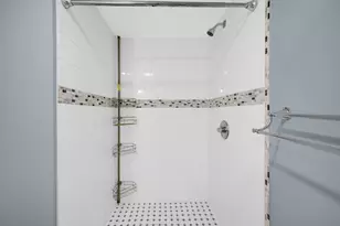 5619 S Sacramento Ave, Chicago, IL 60629 - Photo 18