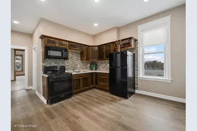 1720 N Tripp Avenue, Chicago, IL 60639 - Photo 12