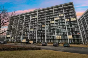 2015 S Finley Rd, Lombard, IL 60148 - Photo 26