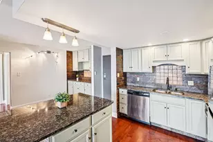 2015 S Finley Rd, Lombard, IL 60148 - Photo 10