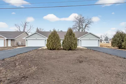 305 W South Street #305, Durand, IL 61024 - Photo 2
