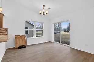 305 W South St, Durand, IL 61024 - Photo 4