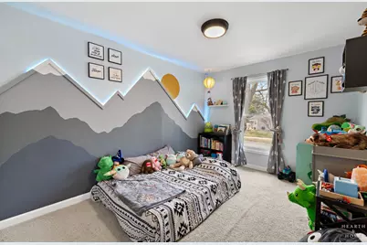 555 Rodenburg Road, Roselle, IL 60172 - Photo 16