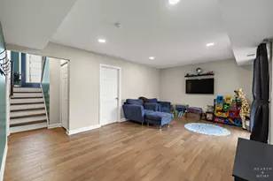555 Rodenburg Rd, Roselle, IL 60172 - Photo 20