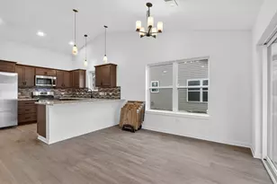 307 W South St, Durand, IL 61024 - Photo 6