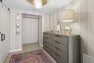 [Address not provided], Chicago, IL 60607 - Photo 2